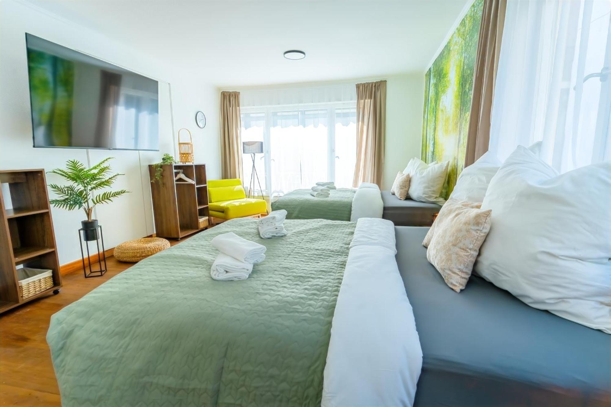 The Big Muenster Fuer Bis Zu 12, Whirlpool, Sauna, Zentral, Tischfussball, Balkon, Gasgrill Ulm Ngoại thất bức ảnh