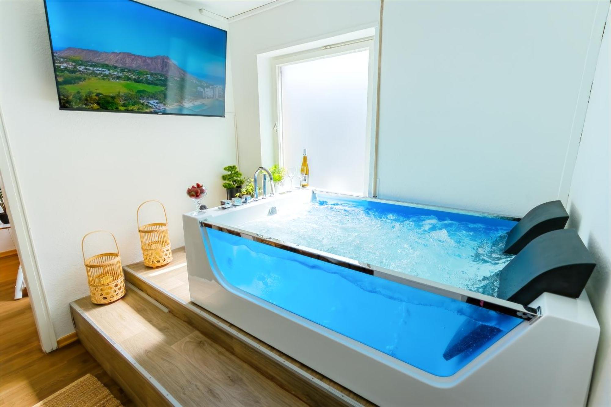The Big Muenster Fuer Bis Zu 12, Whirlpool, Sauna, Zentral, Tischfussball, Balkon, Gasgrill Ulm Ngoại thất bức ảnh